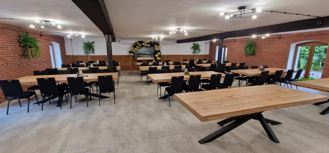 Kamieniec ZąbkowickiZielona Ostoja Ulica Szpitalna 3Cアパートメント エクステリア 写真